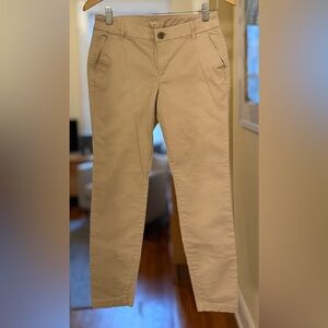 Old Navy Skinny Khaki Pants